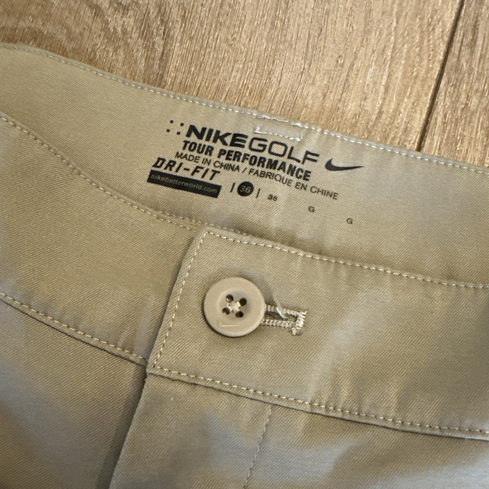 Nike‎ Golf Tour Performance Dri Fit Shorts Khaki Men's Size 36 11" Inseam